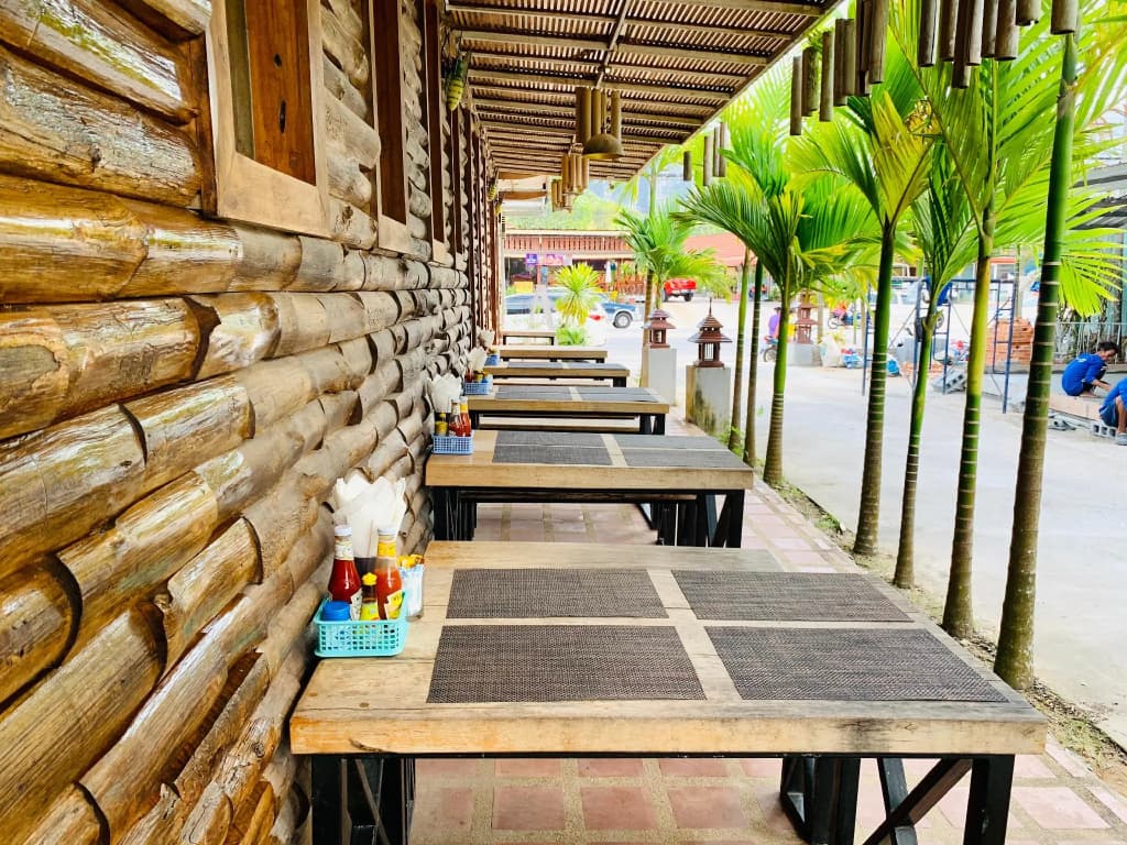 Phuvara Boutique - photo 19