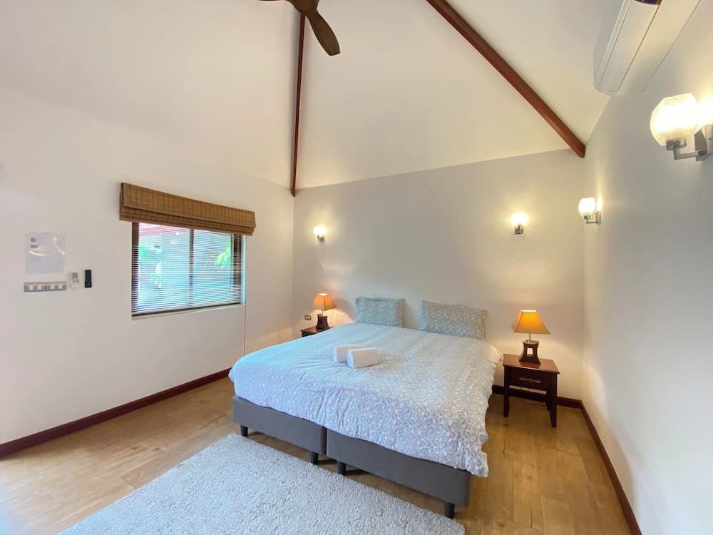 Tropical 6 Bedroom Villa Sanctuary - photo 32