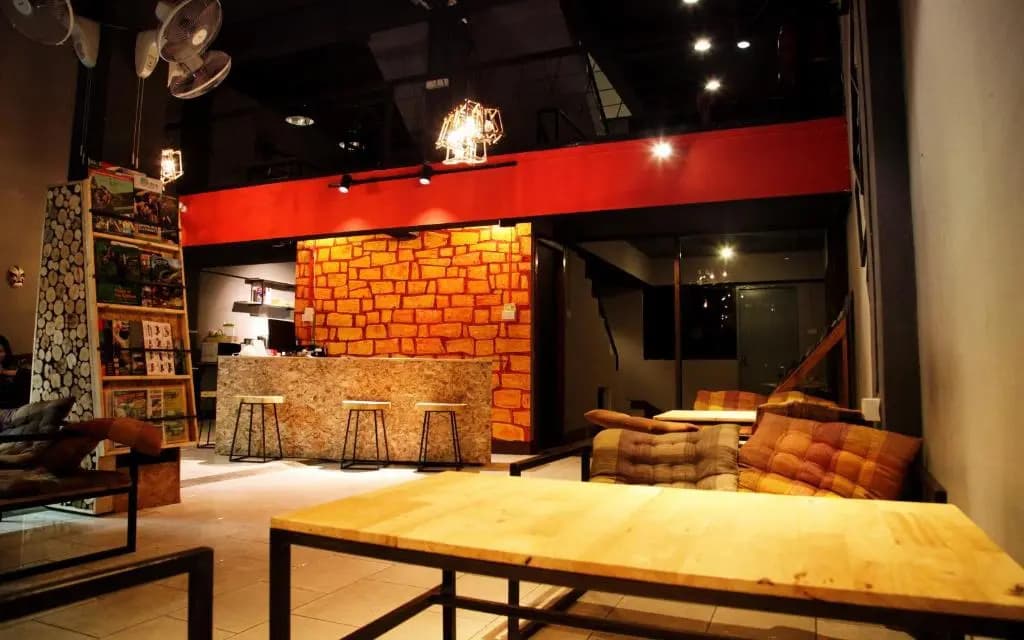 Monkey Toe Guesthouse - Hostel - photo 21