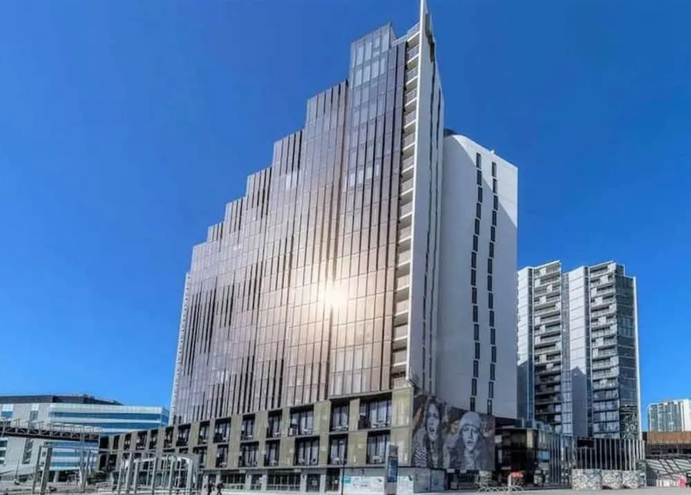 ReadySet Apartments at Stadium - main photo