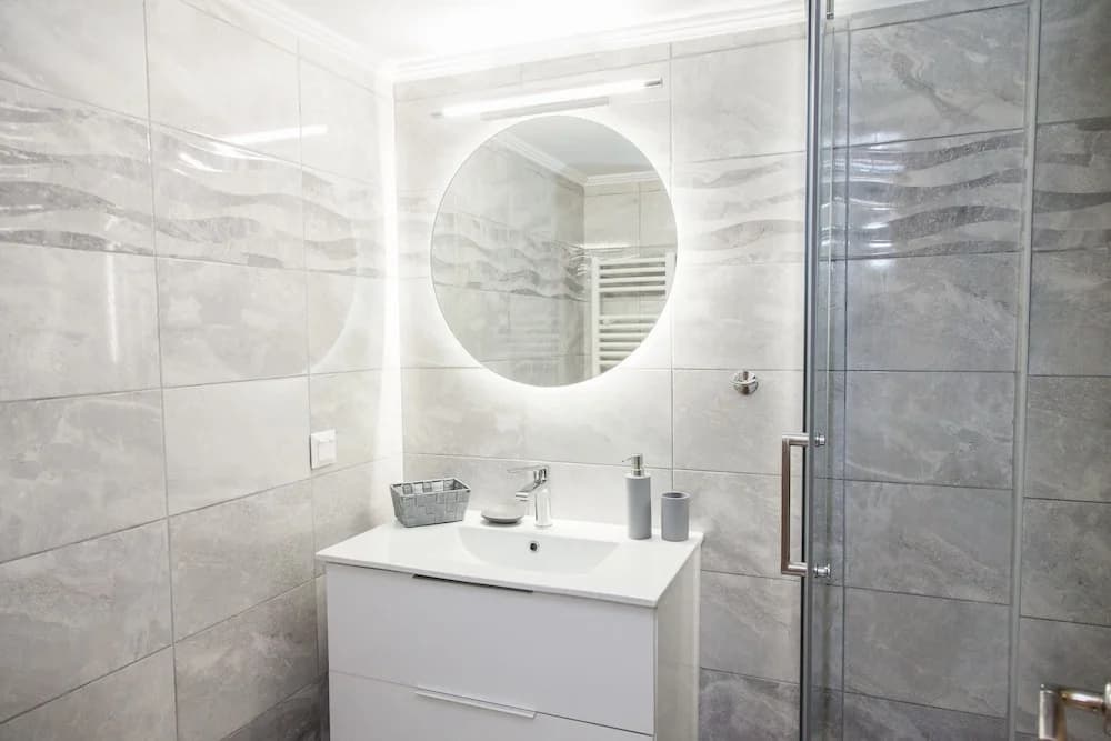 Beautiful new apartment in Petralona - photo 8