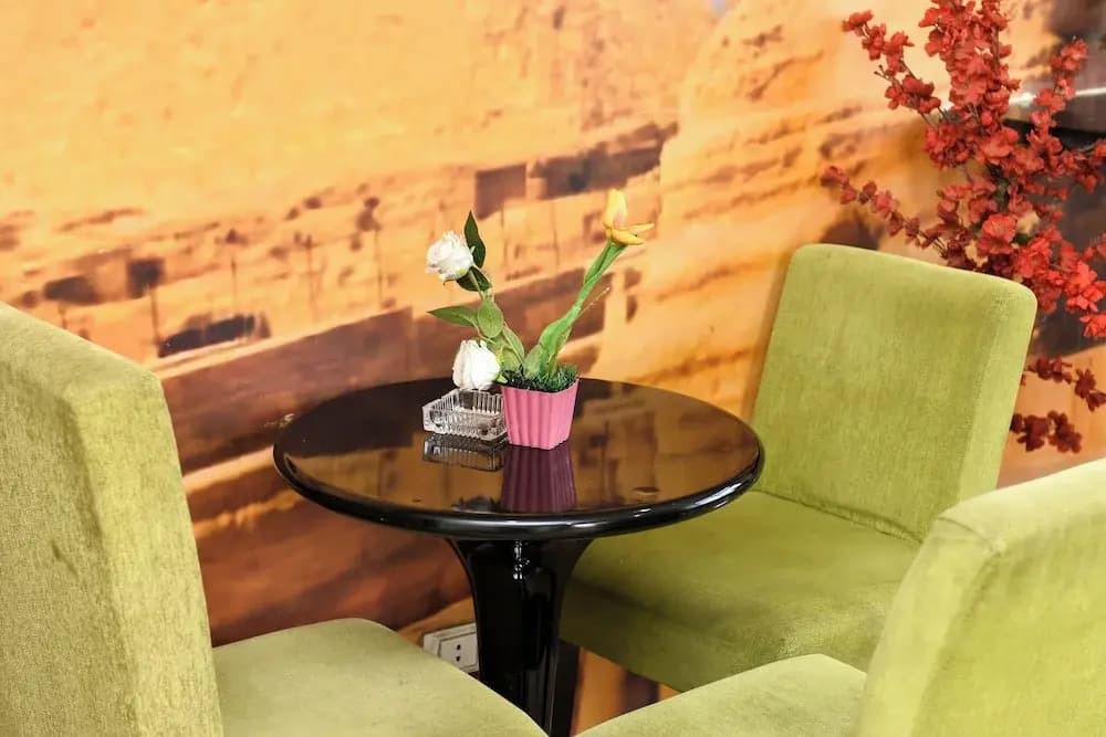 lora Altahrir hotel - photo 2