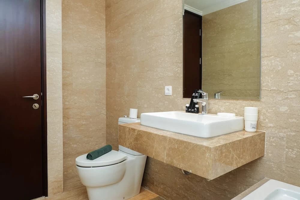 Highest Value Studio Room at Menteng Park Apartment - photo 7