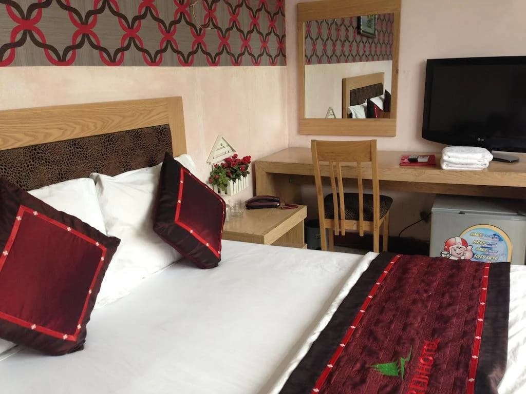 Red Sunset Hotel - photo 2
