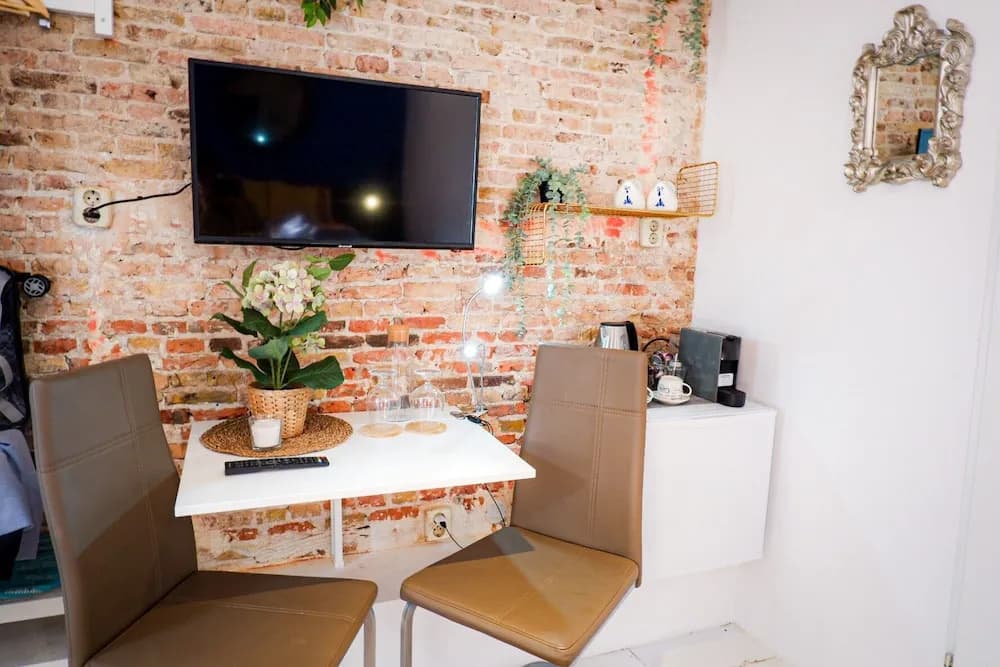 Edson Guesthouse - photo 6