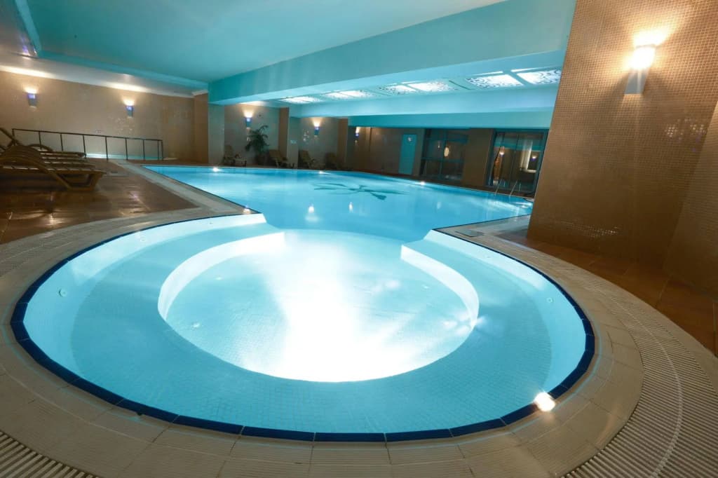 Insula Resort & Spa - photo 11