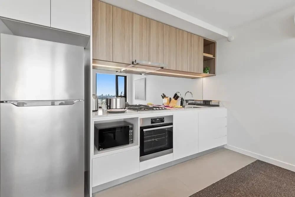 2-bed Inner-city Pad With Pool, - photo 13