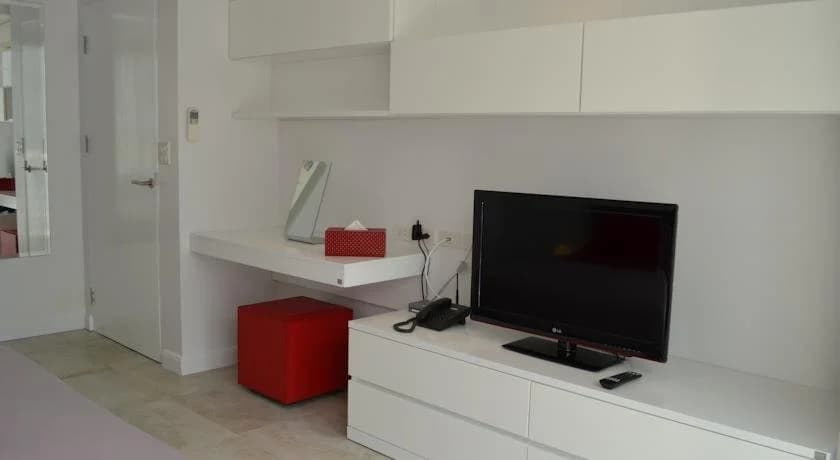 My Bangkok Pad - photo 4
