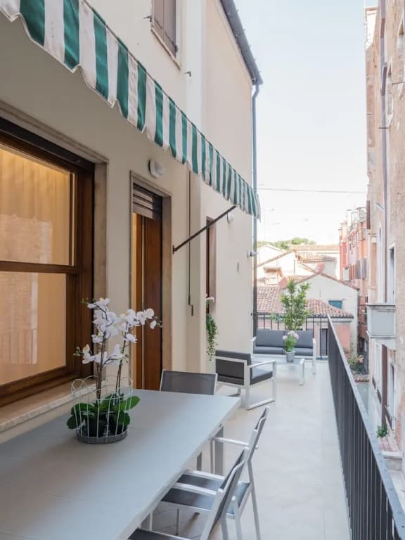 Luxury Apartment On Grand Canal by Wonderful Italy - photo 37