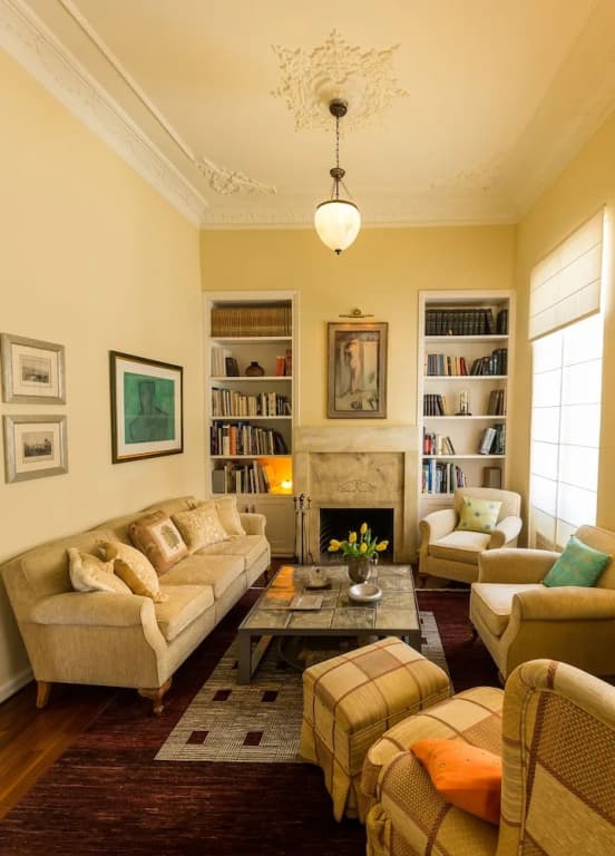Neoclassical res w/ Acropolis View - photo 12