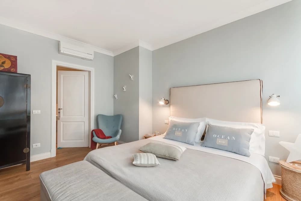 Lovely Apartment in Florence for 6 - Three Bedroom Apartment, Sleeps 6 - photo 2