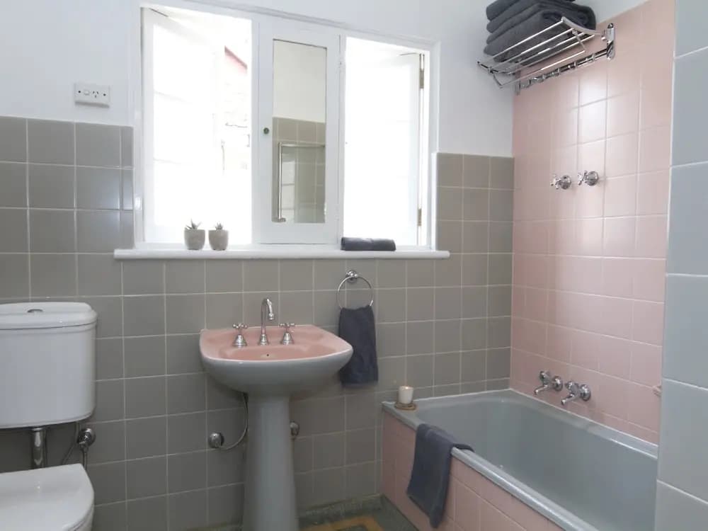 apartment2c barkly - photo 7