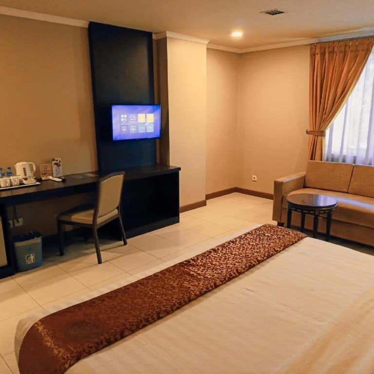 Hotel Olympic - photo 20