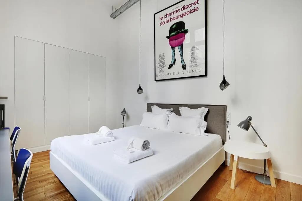 Pick A Flat's Apartment in Porte Saint Denis - rue d'Hauteville - photo 6