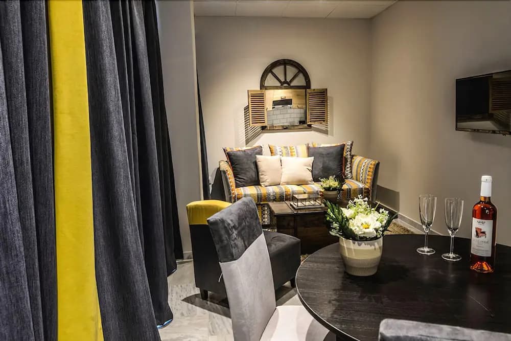 Baia Acropolis Hotel Apartment - photo 2