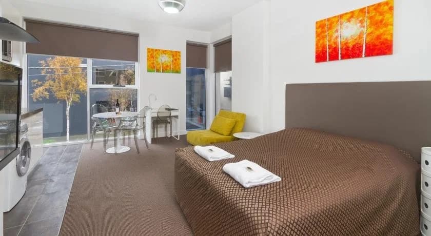 Zara Apartments - photo 2