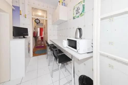7 Mares Hostel - photo 11