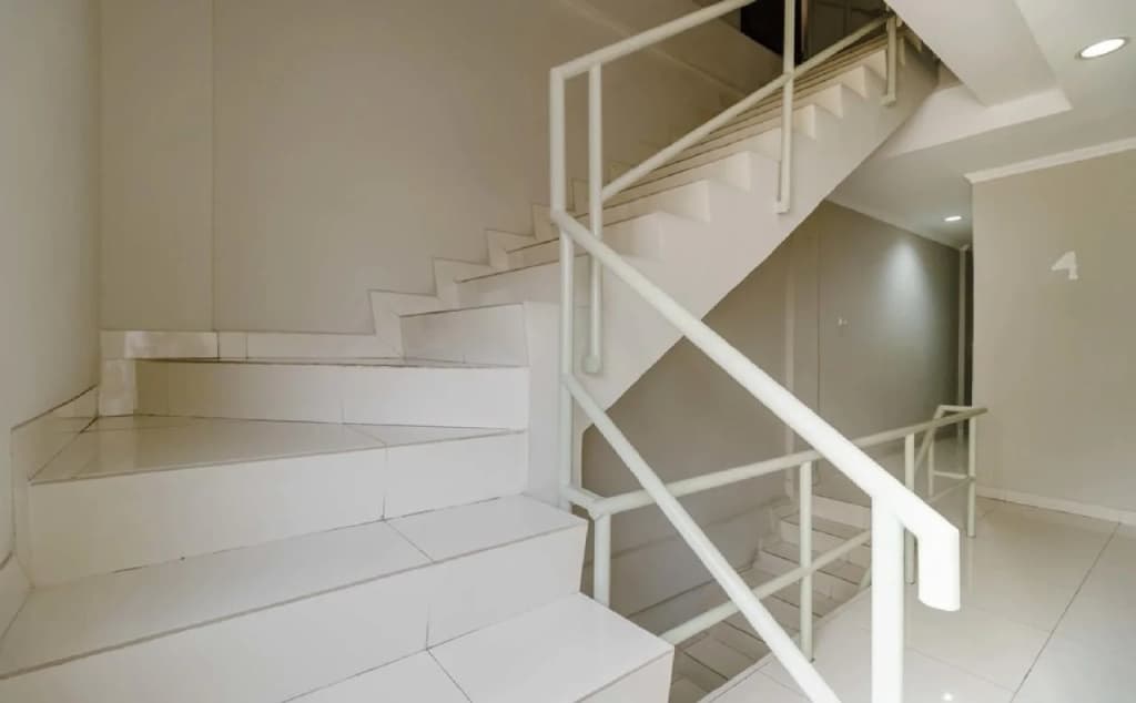 ENV Room by RedDoorz - photo 8