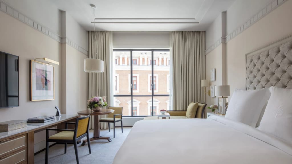 Four Seasons Hotel Madrid - photo 4