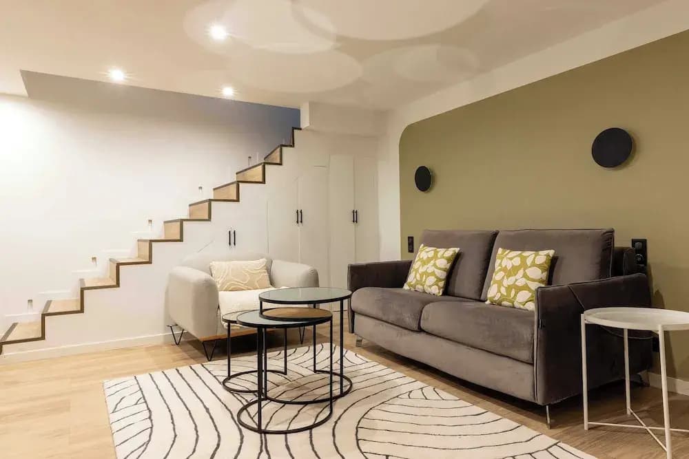 Authentic Apartment - 2br/6p - Place Pigalle - photo 10