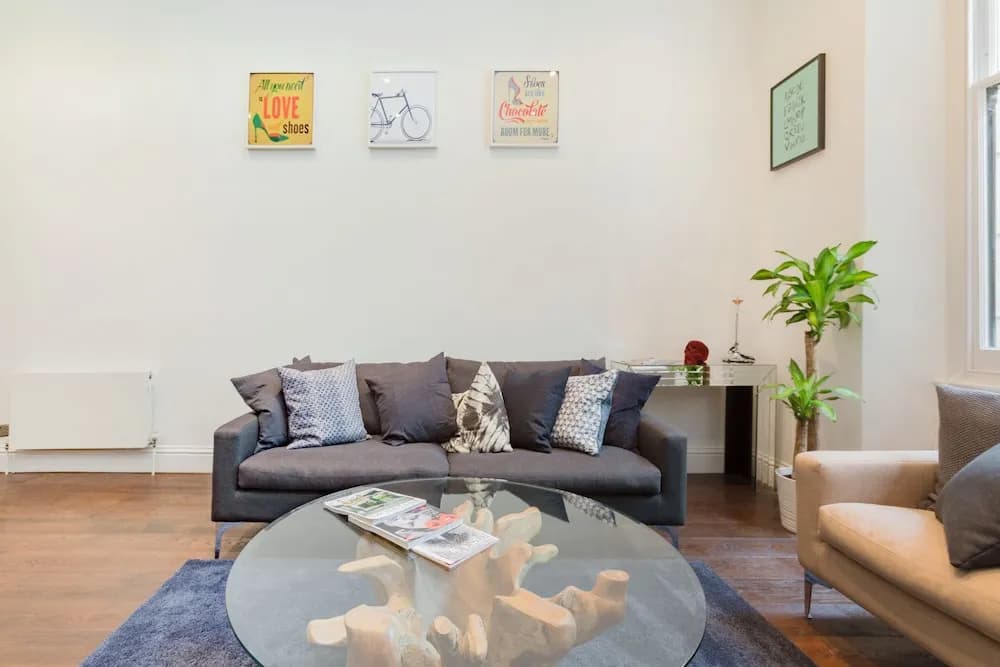 2 Bdr Queens Gardens by the Residences - photo 12