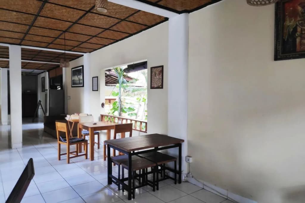 OYO 3923 Villa Puri Royan - photo 20