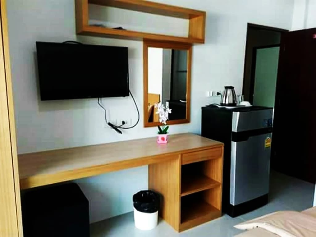 P & J Guesthouse - photo 4
