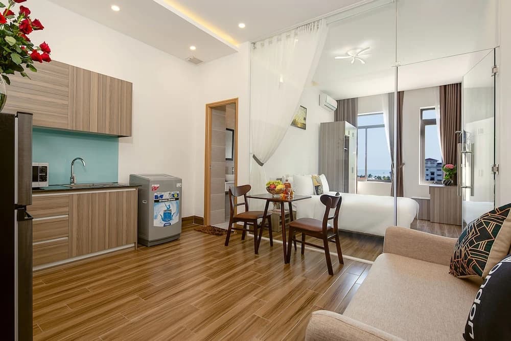 Van Apartment and Hotel - photo 8