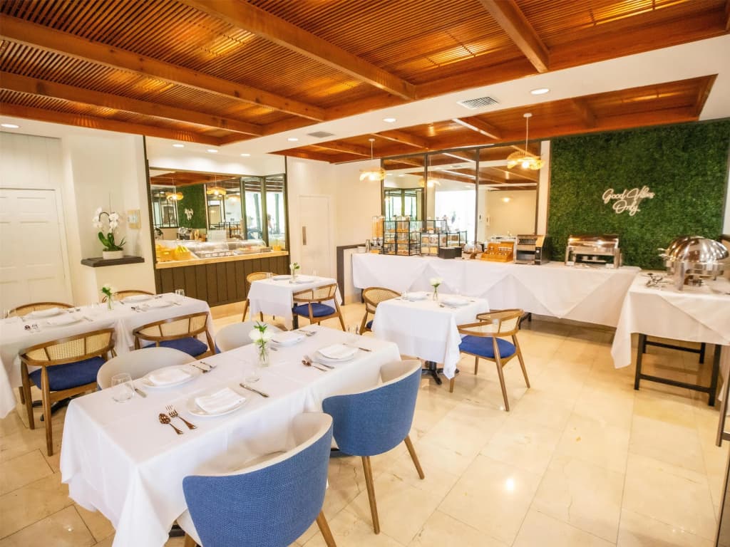 Regency Miami Airport by Sonesta - photo 36
