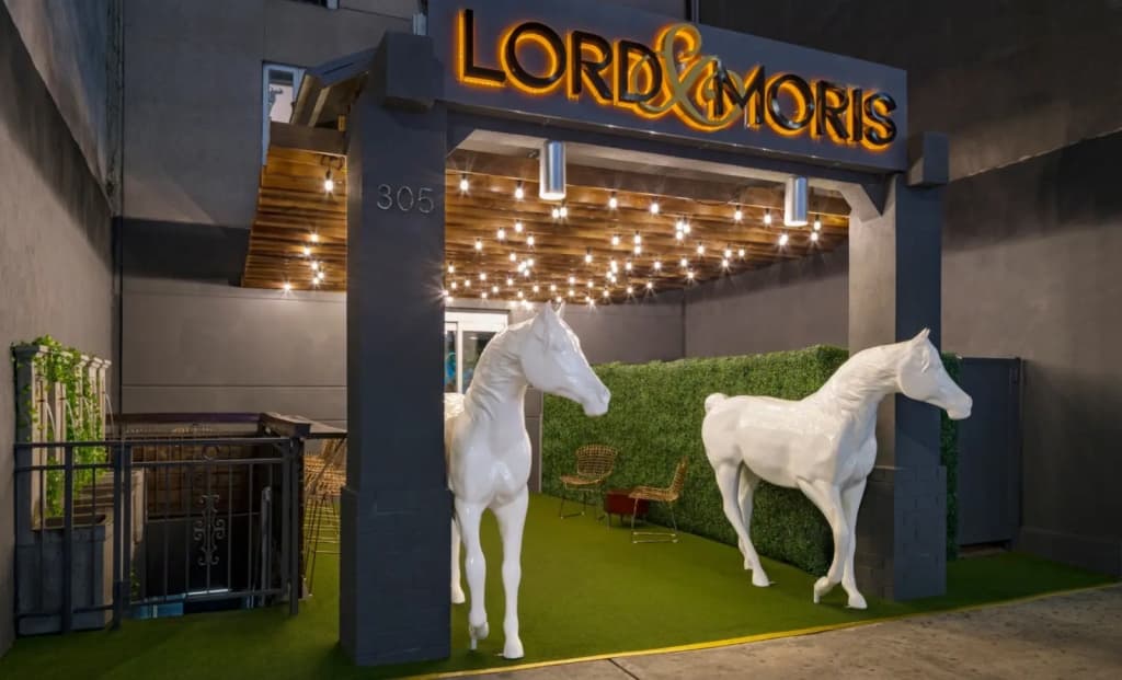Lord & Moris - Times Square Hotel - photo 12
