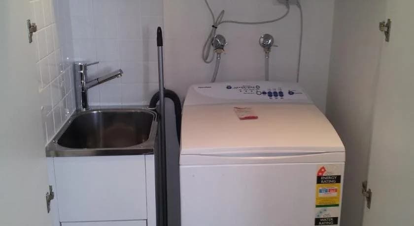 Wyndel Apartments - Clarke Street - photo 12