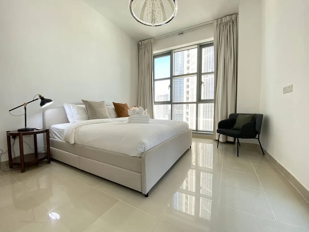 Lux BnB Standpoint Towers Burj & Fountain Views - main photo