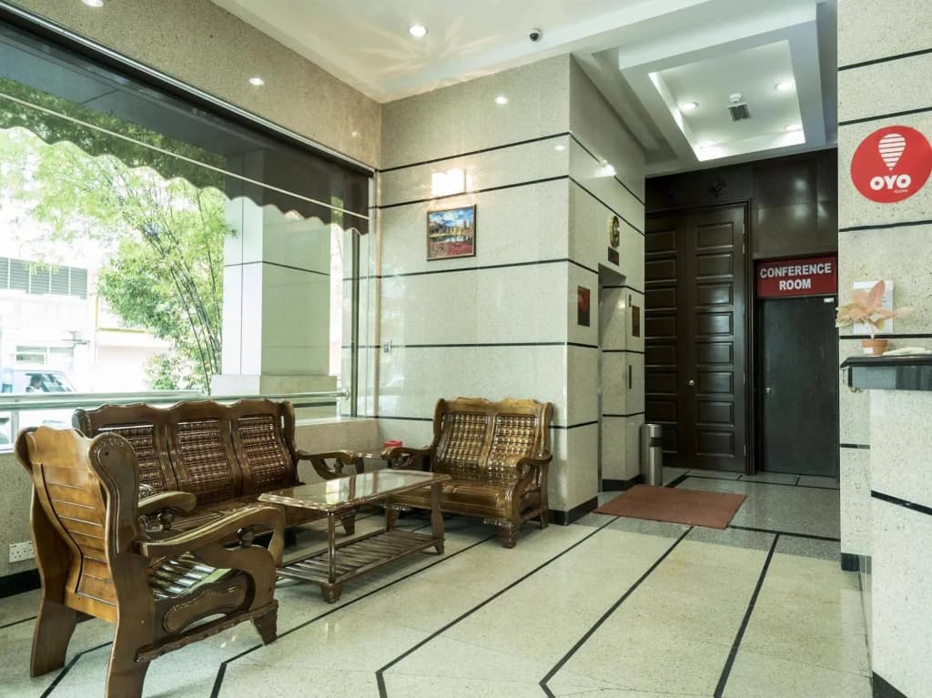 Family Hotel - photo 14