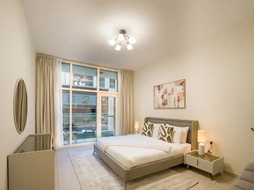 Easygo- Spacious 1bdr Bay Square Busbay - photo 2