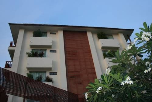 @ The Beach Hotel - main photo