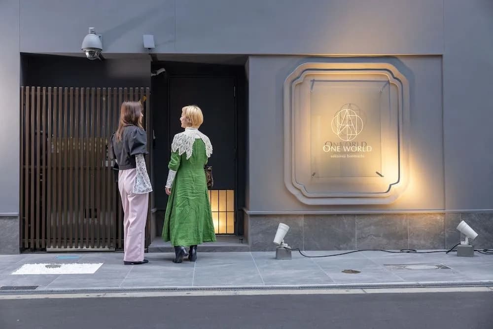 ONE WORLD Sakaisuji Hommachi - photo 25