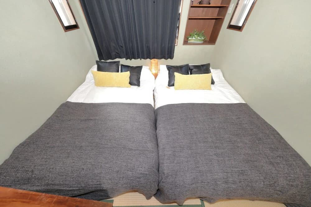 Namba East House01 - photo 2