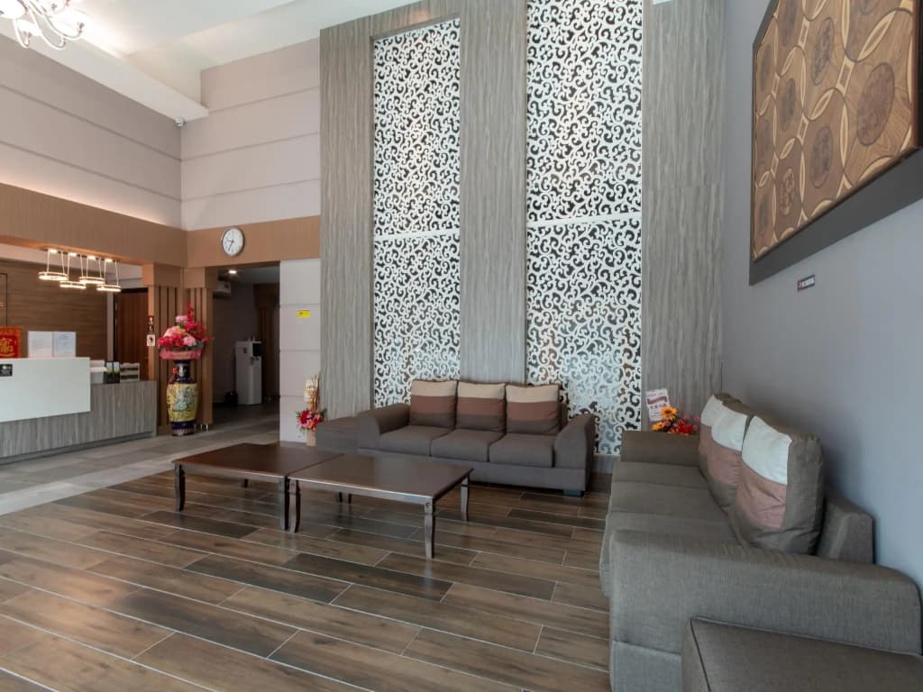 OYO 89375 Regent Hotel - photo 12