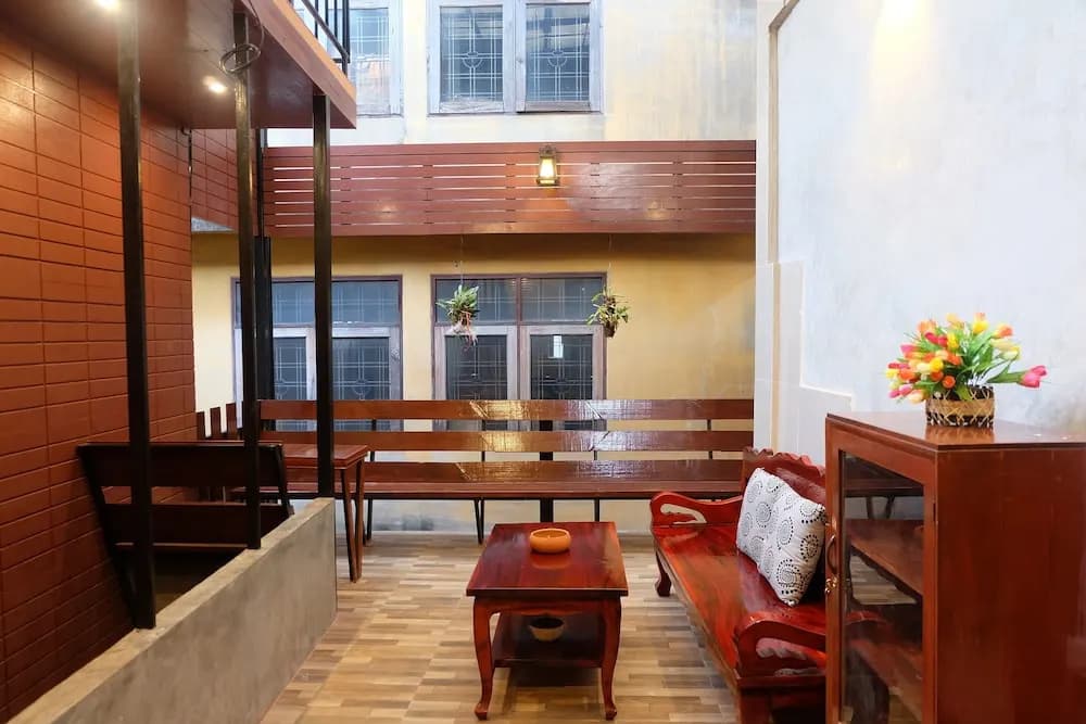 14 Plus 1 Hotel - photo 2