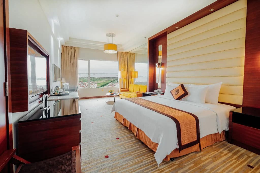 Royal Halong Hotel - photo 40