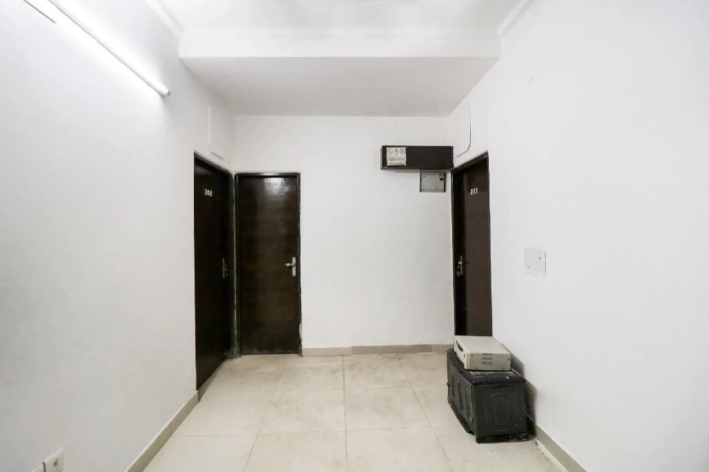 OYO 76727 Galaxy Inn - photo 2