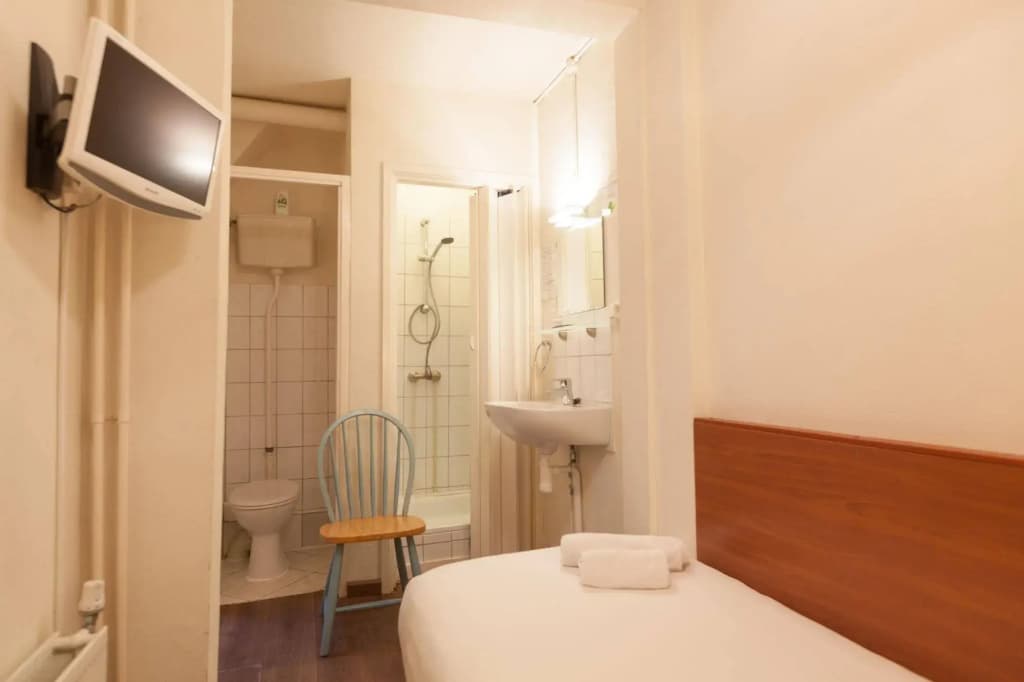 Townhouse Hotel - photo 10