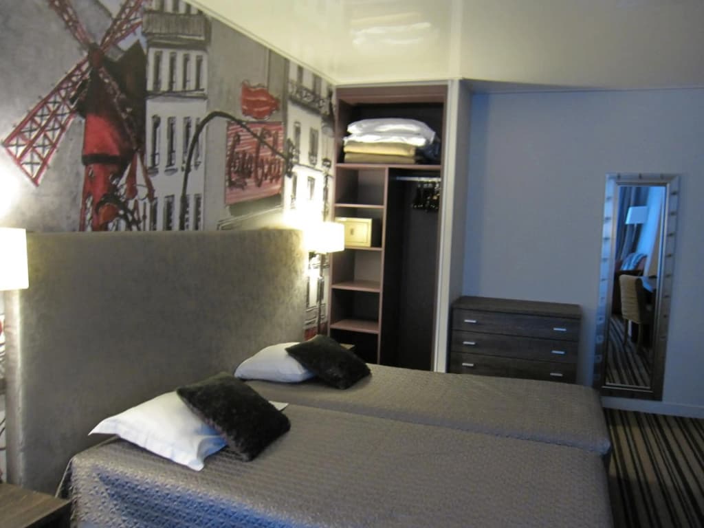 Hotel Harvey - photo 25
