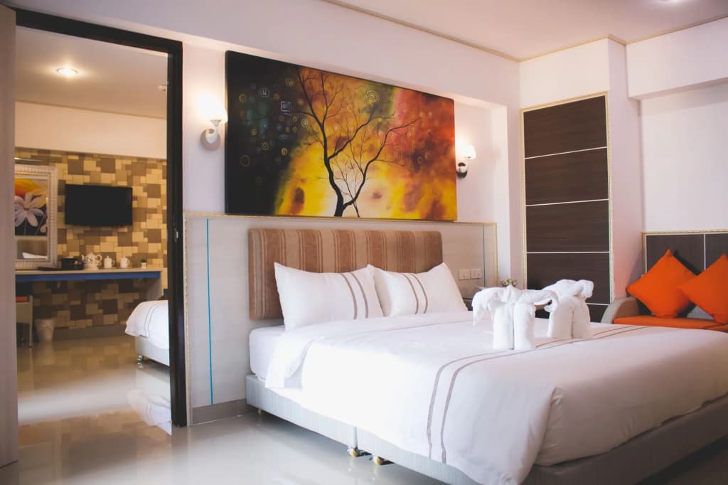 Maverick Ratchada Hotel - photo 4