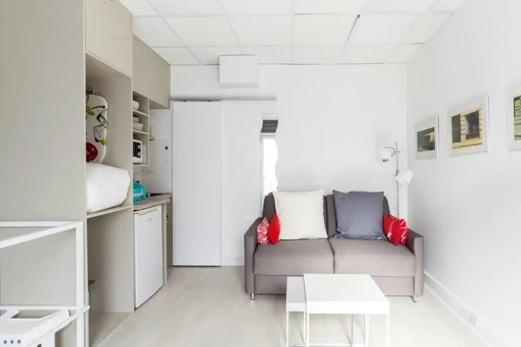 Small Is Beautiful Ideally Located Sleeps 4 - photo 6