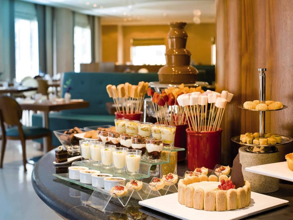 Avani Deira Dubai Hotel - photo 11