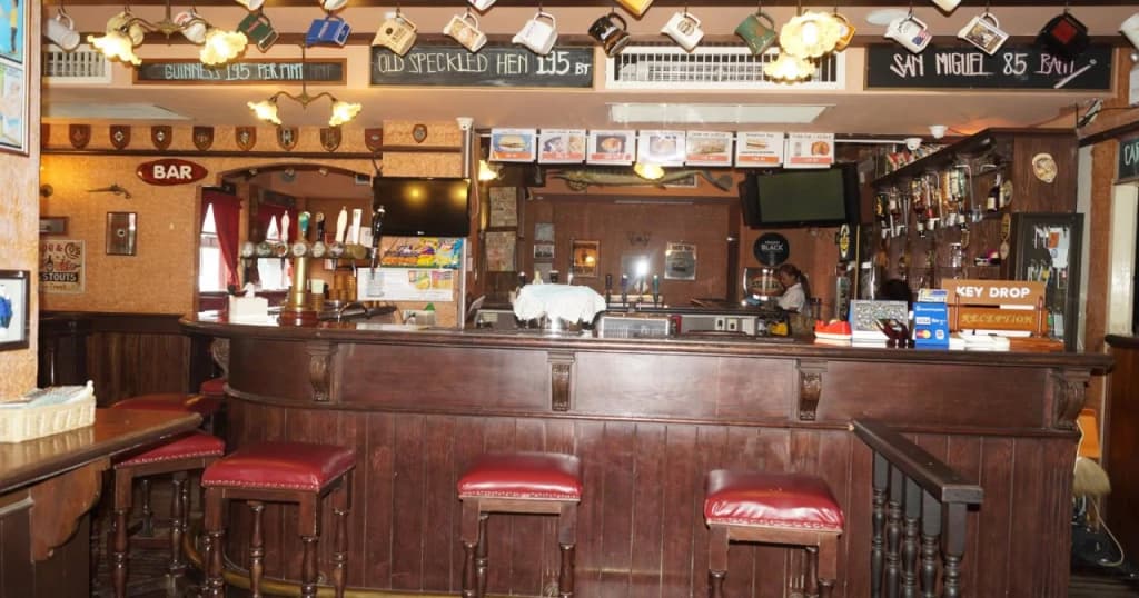 Queen Victoria Inn. - photo 14