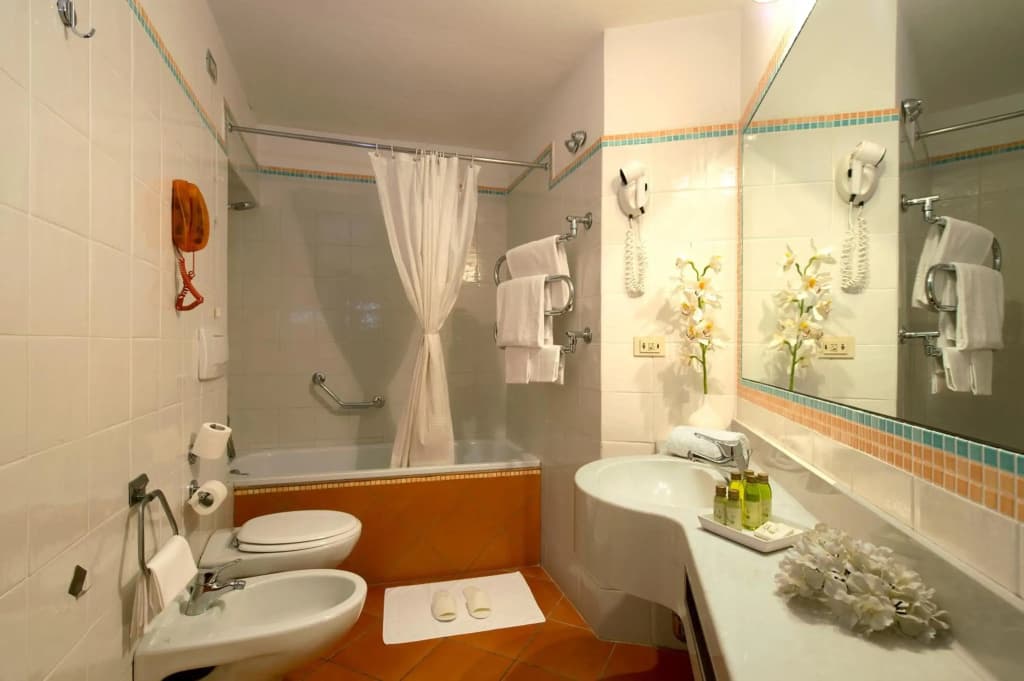 De La Pace, Sure Hotel Collection by Best Western - photo 10