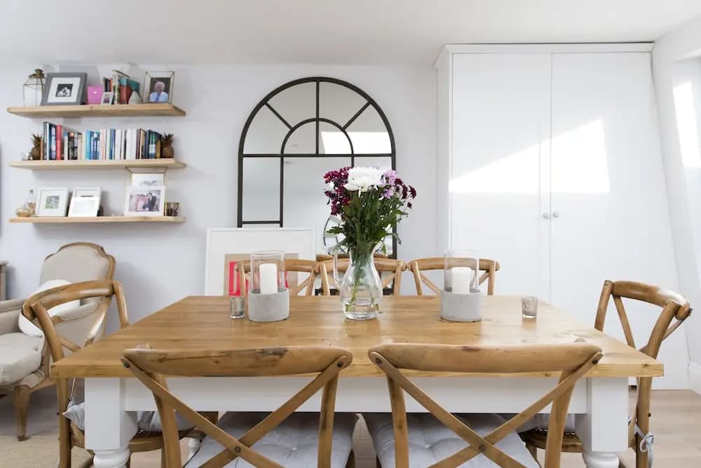 Beautiful 2BR Split Level Fulham Apartment - photo 16
