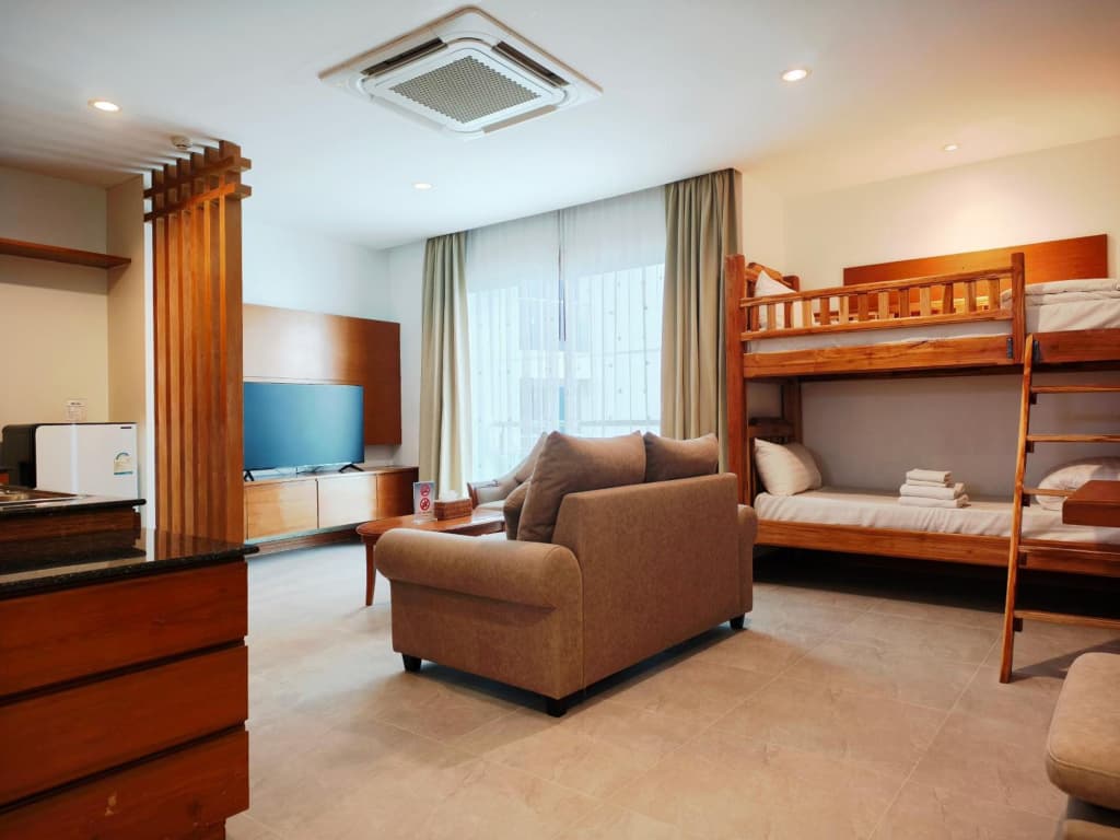 Royal Beach View Suites - photo 31